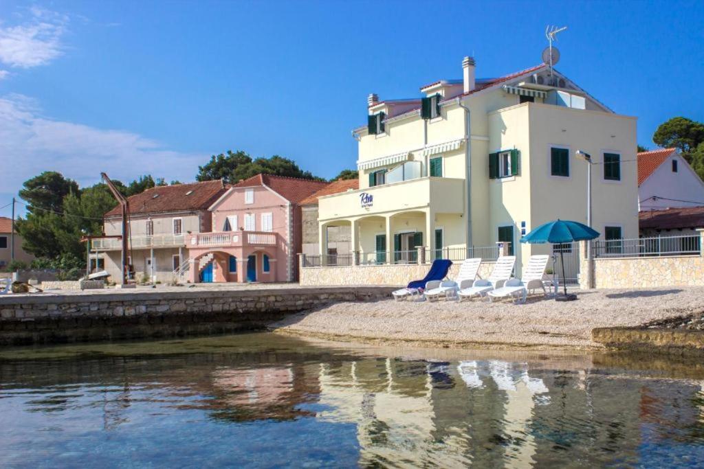 Riva 2 Apartment Krapanj Exterior photo