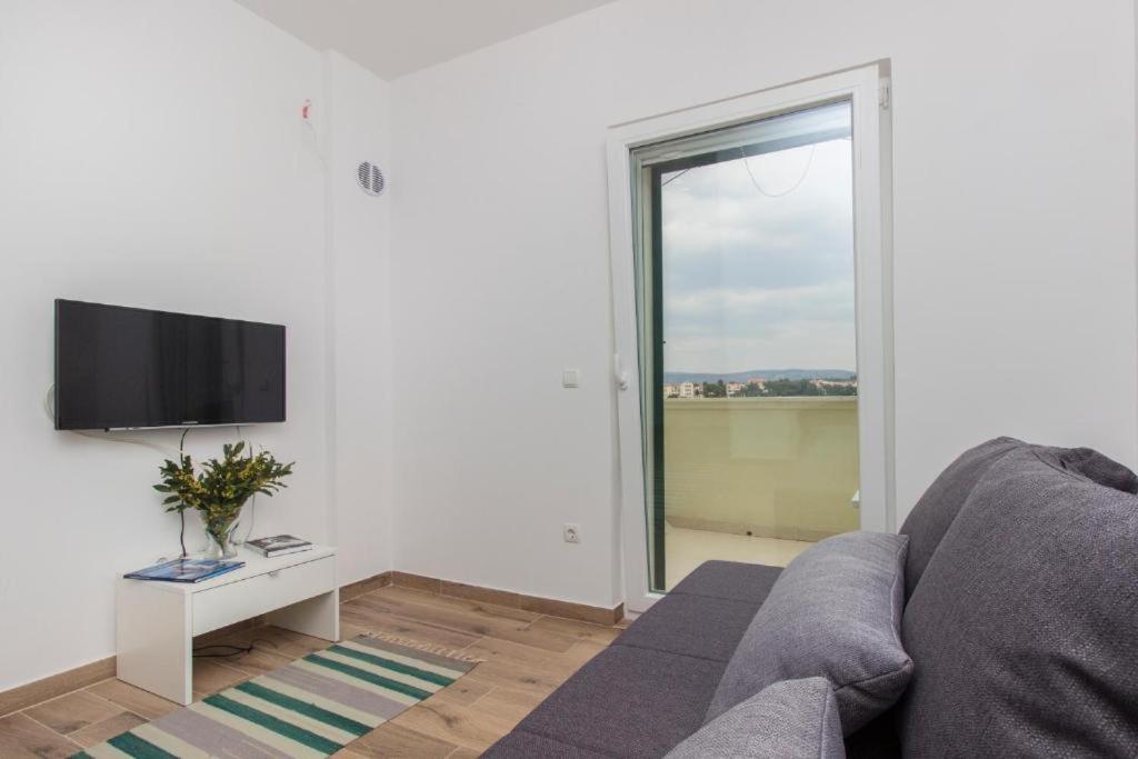 Riva 2 Apartment Krapanj Exterior photo